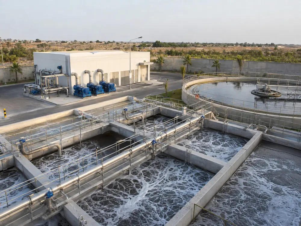 Modern wastewater treatment plant with aeration basins